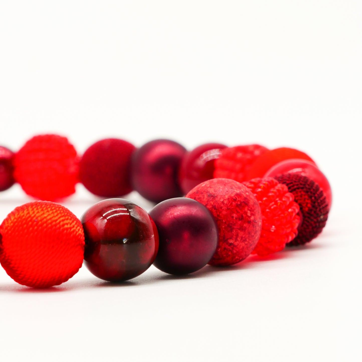 Perlenkette Red Secrets