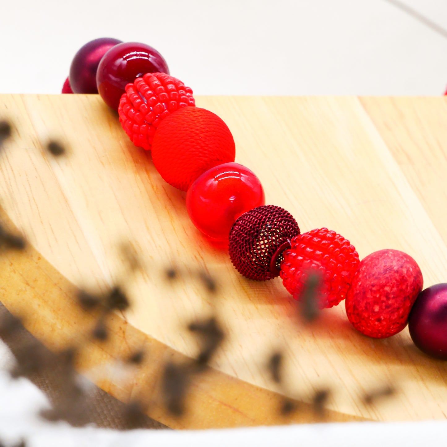 Perlenkette Red Secrets