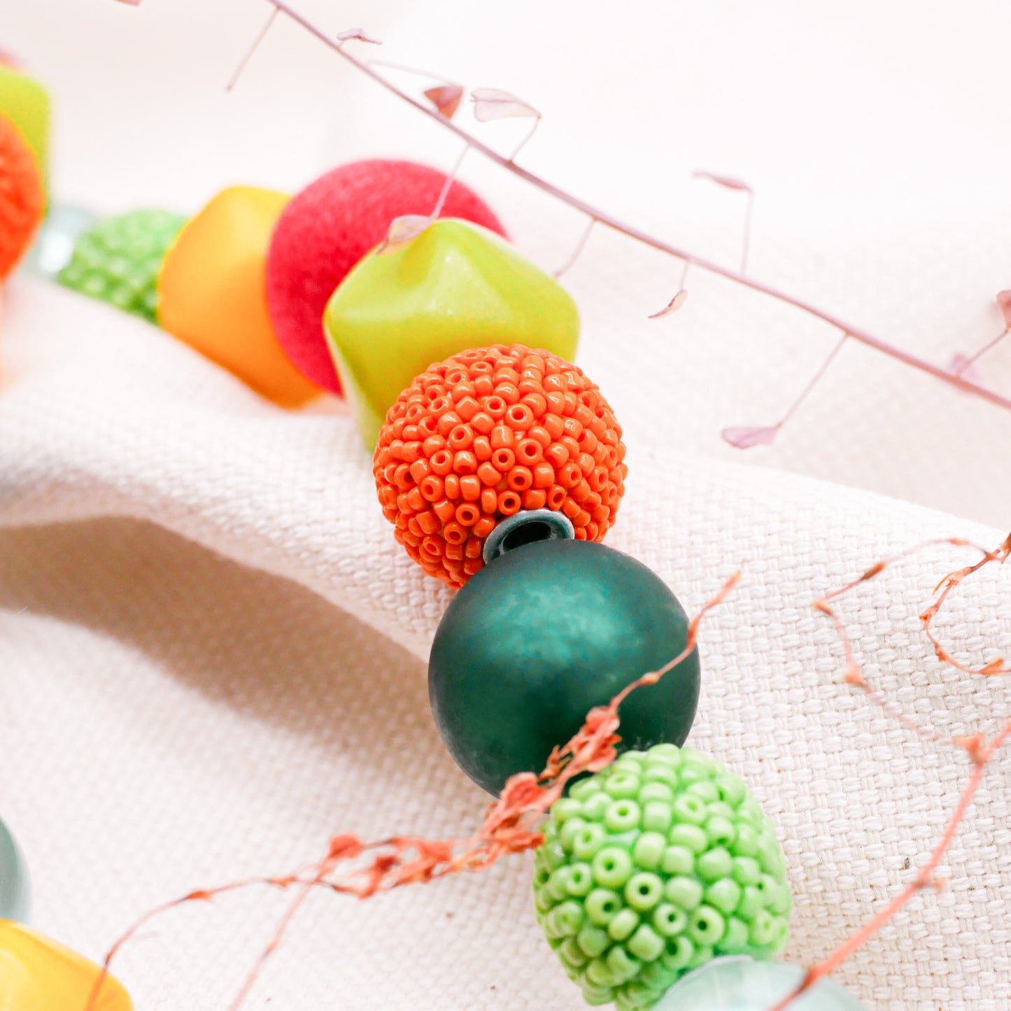 Perlenkette Happy Holi