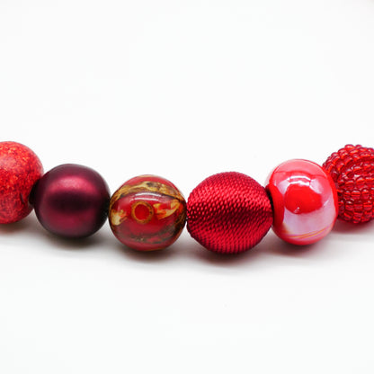 Perlenkette Red Secrets