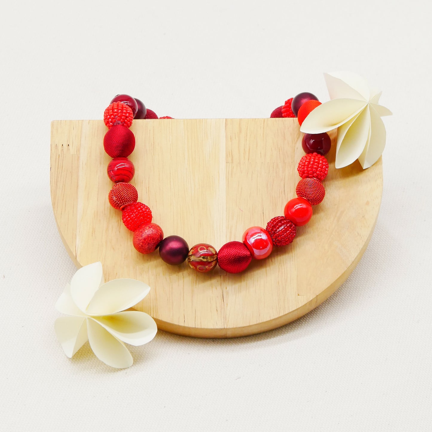 Perlenkette Red Secrets