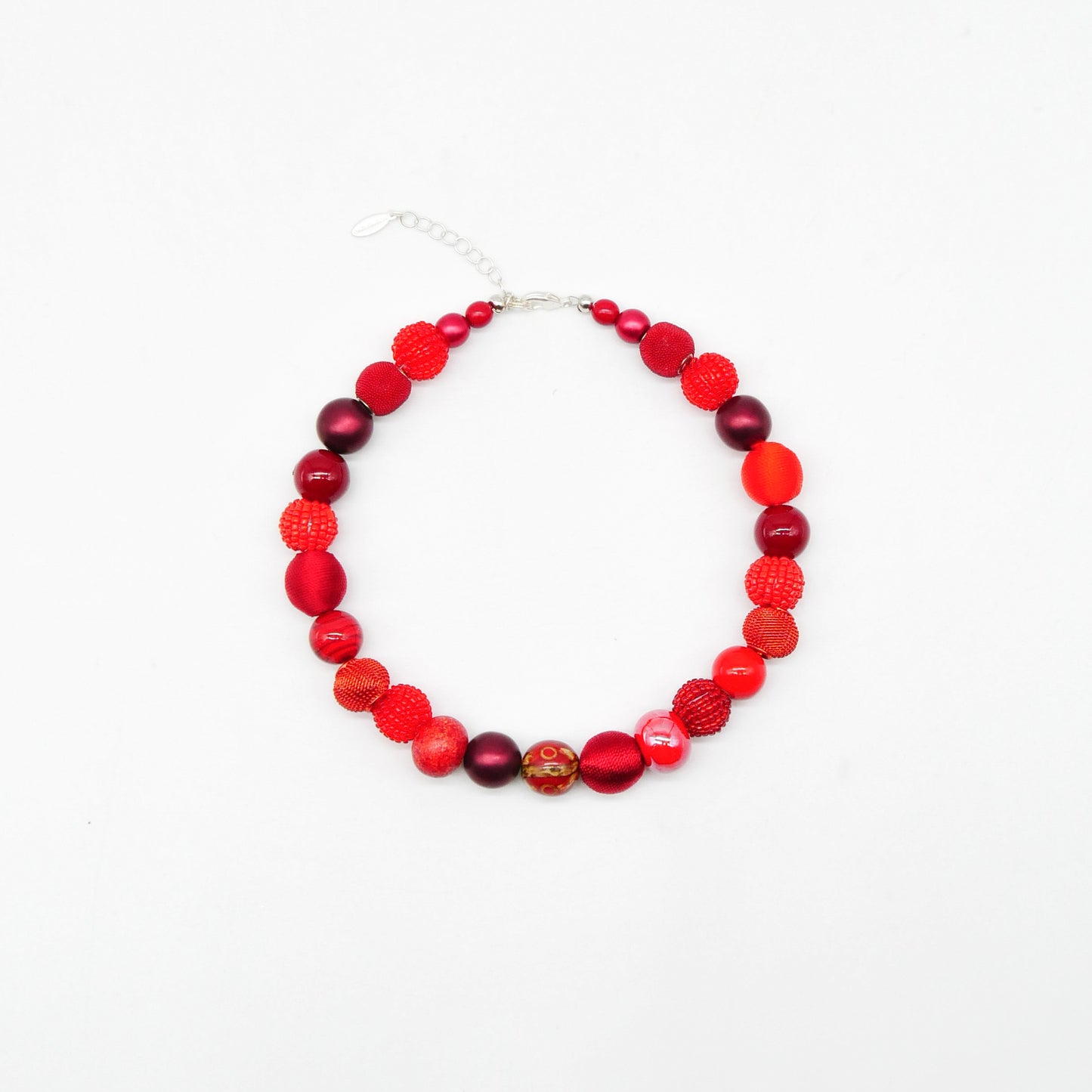 Perlenkette Red Secrets