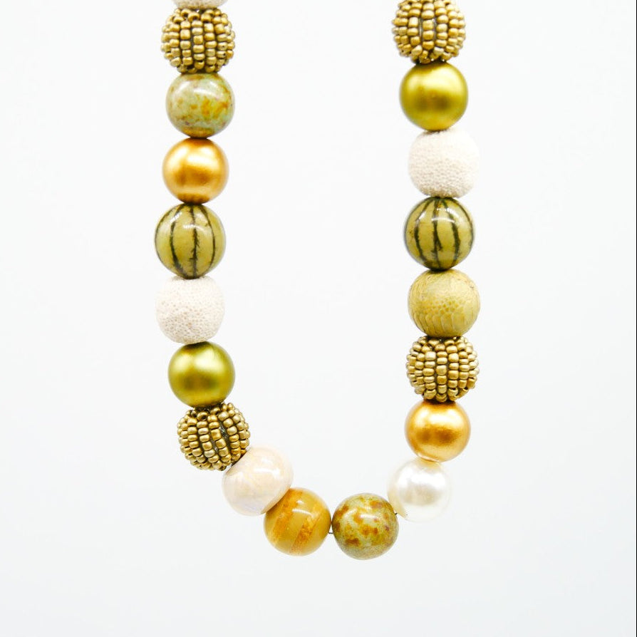 Perlenkette Light Golden Nature