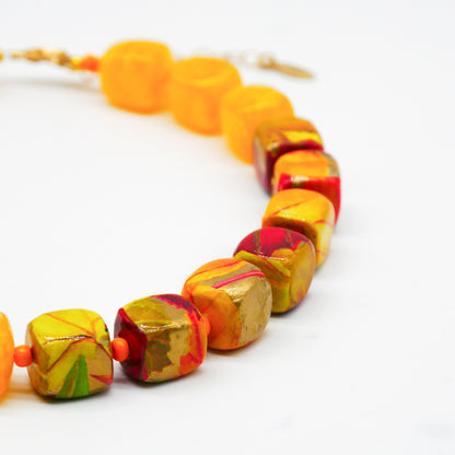 Perlenkette Honey Cubes