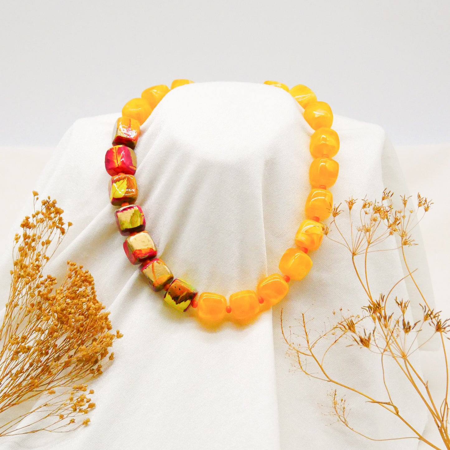 Perlenkette Honey Cubes