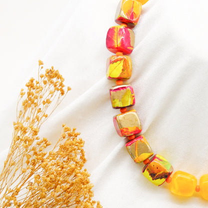 Perlenkette Honey Cubes