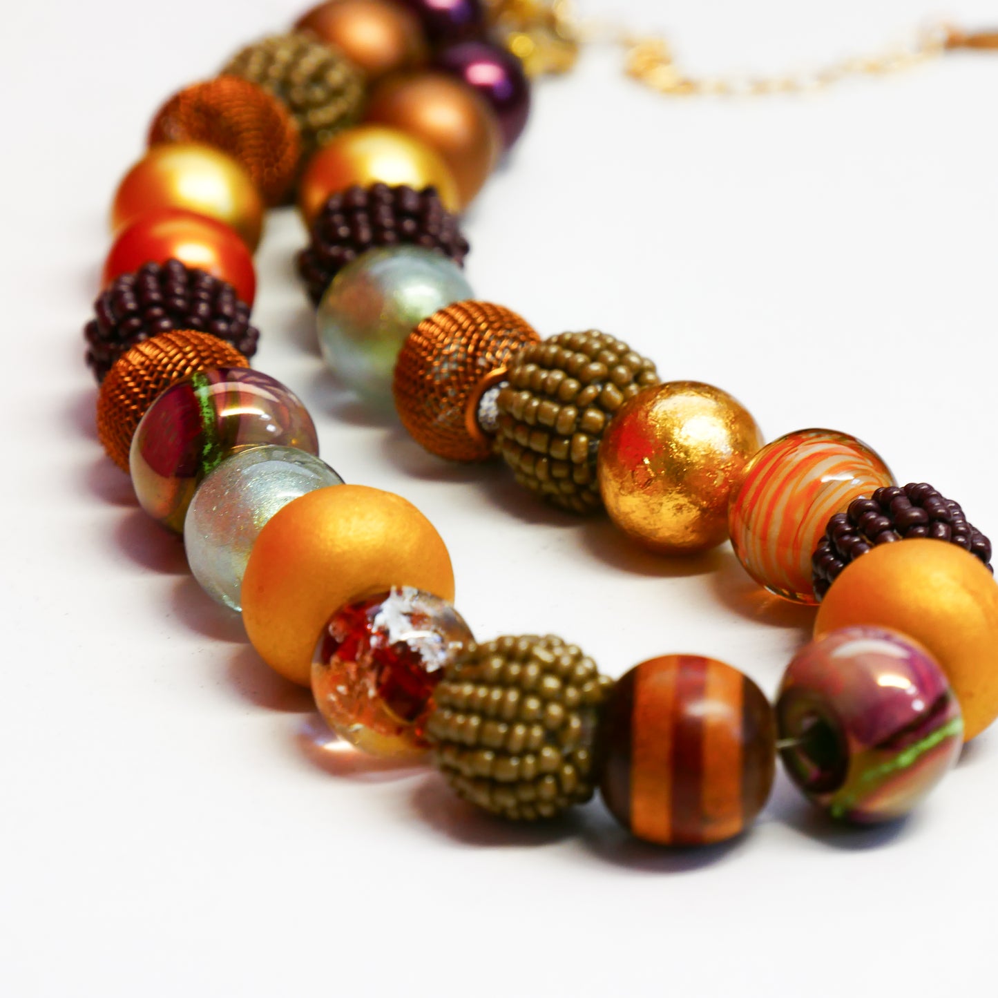 Perlenkette Waldgold