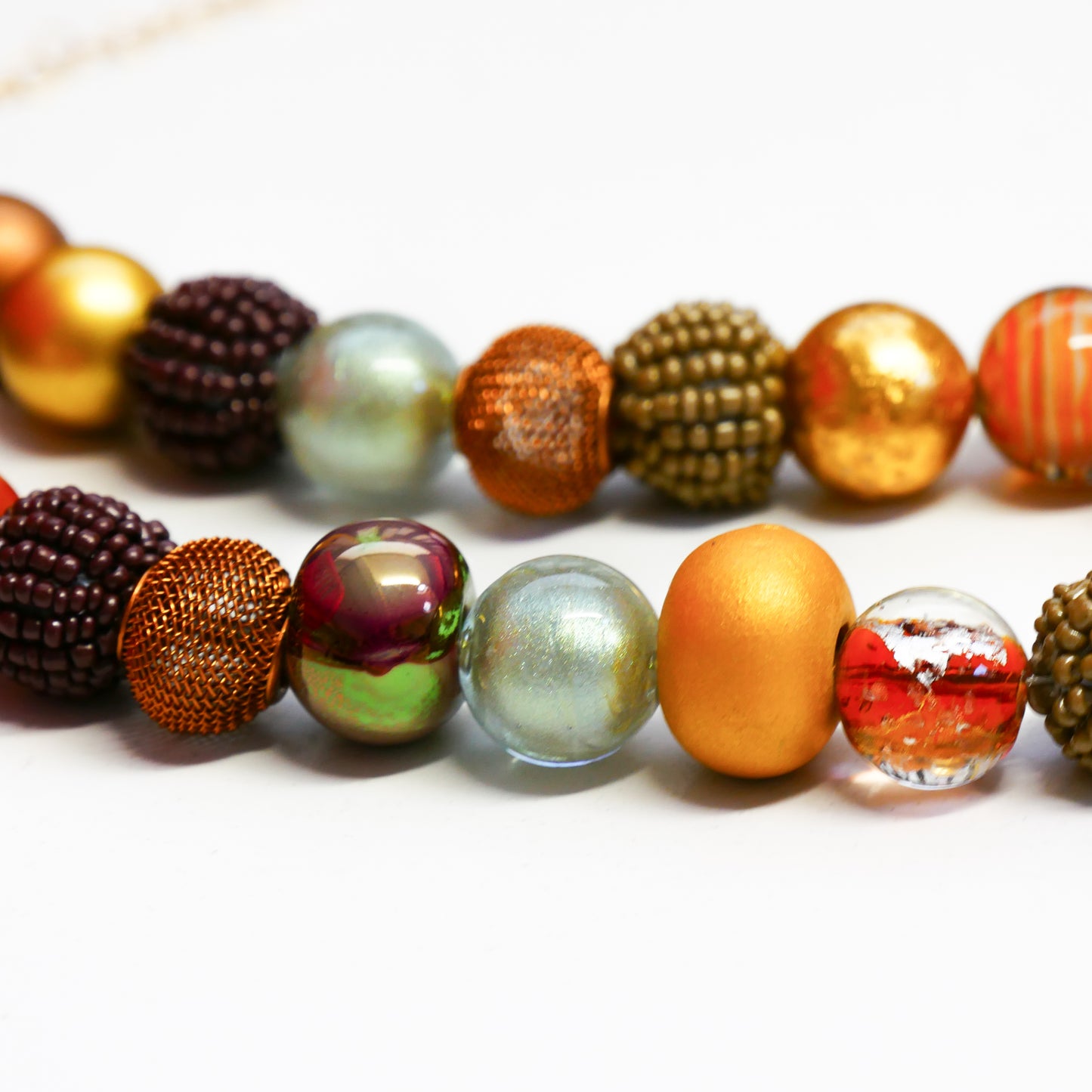 Perlenkette Waldgold