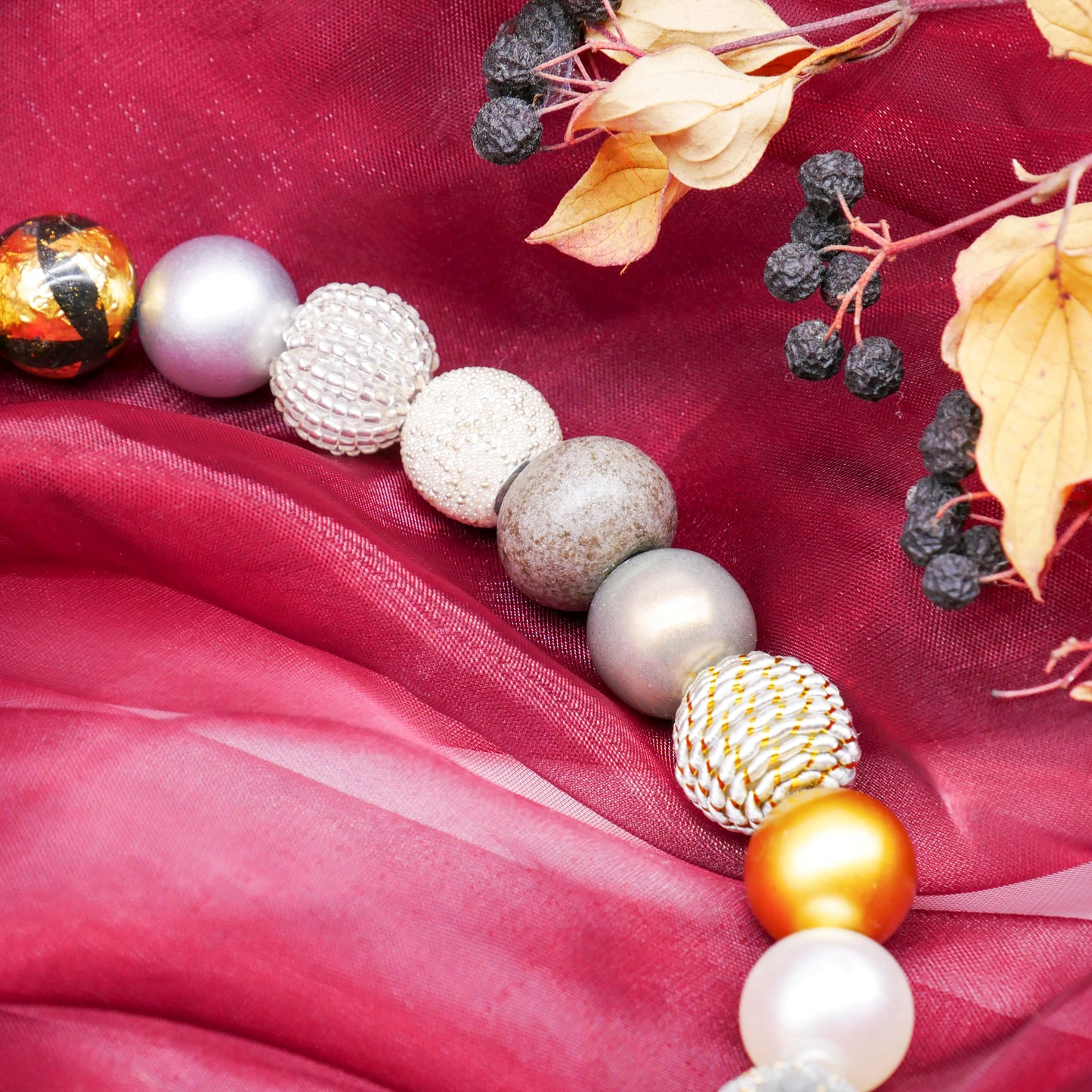 Perlenkette Golden Granit