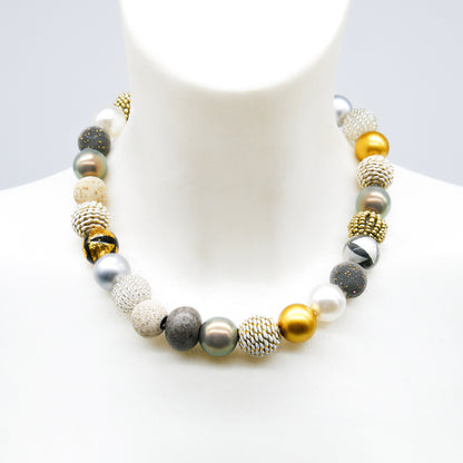 Perlenkette Golden Granit