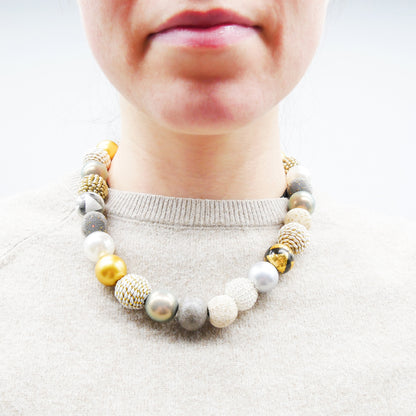 Perlenkette Golden Granit