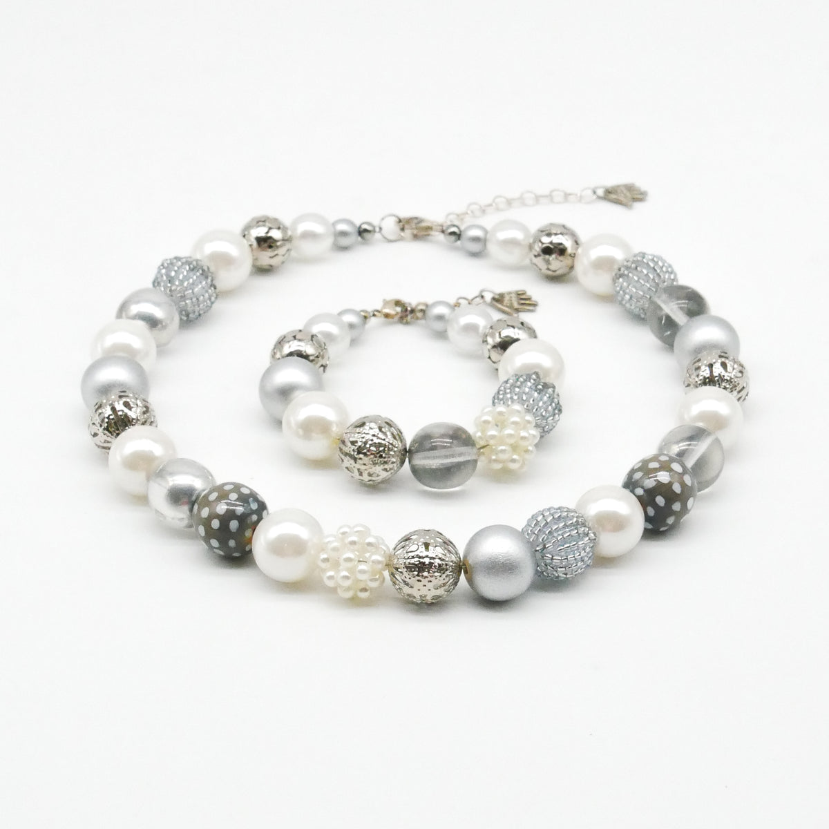 Set | Silky Silver