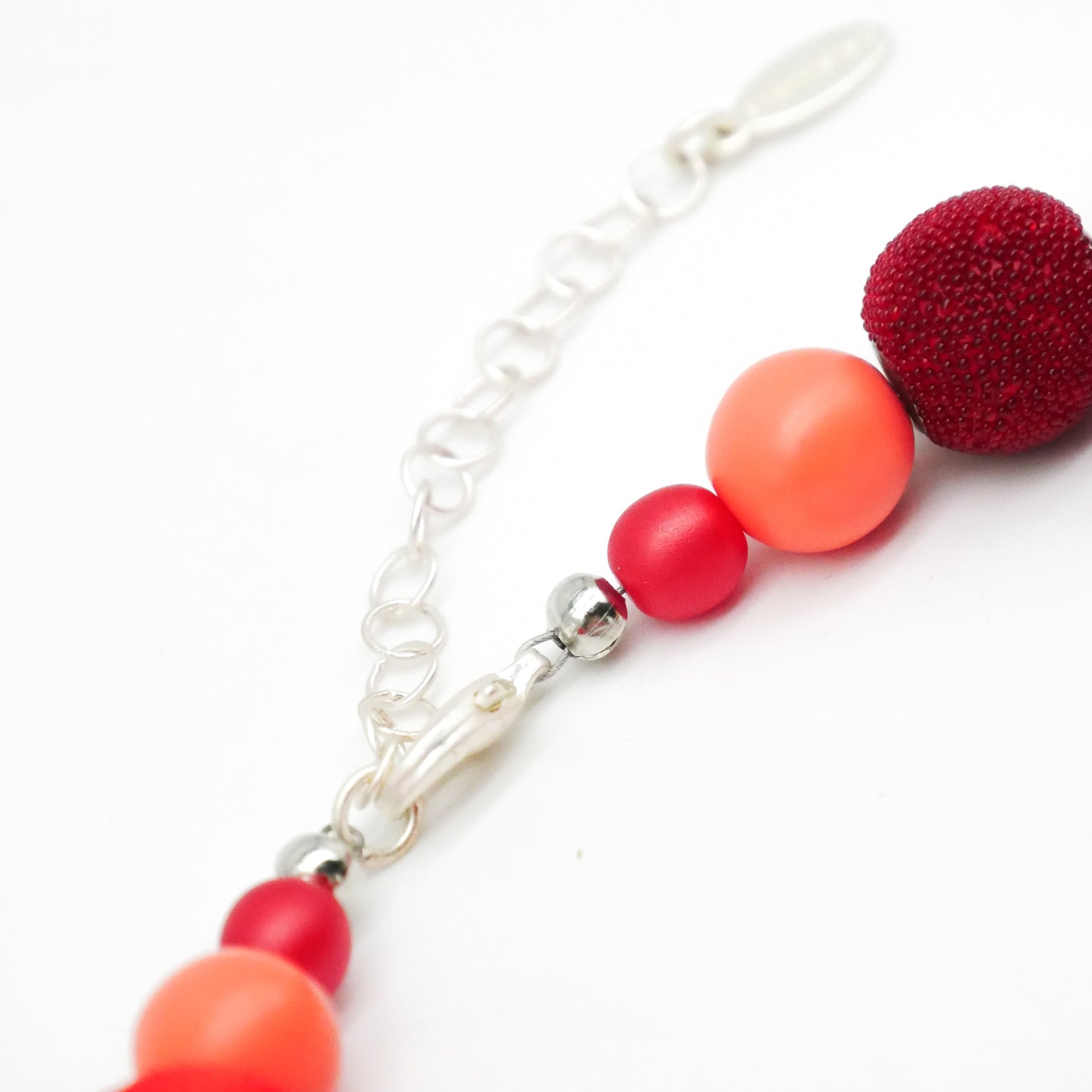 Perlenkette Red Range